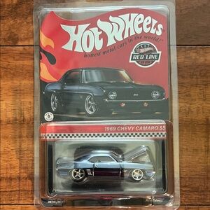 Mattel Hot Wheels Chevy Camaro SS Black and Silver
